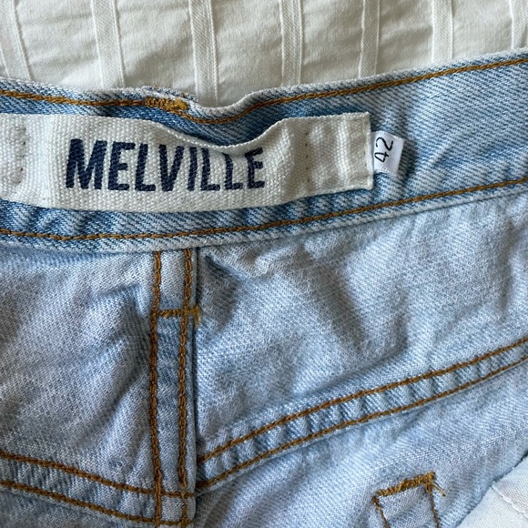 Brandy Melville Light Wash 100% Cotton Jean Shorts - Picture 8 of 13